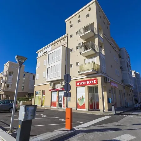 Vlatka - Novi Vinodolski